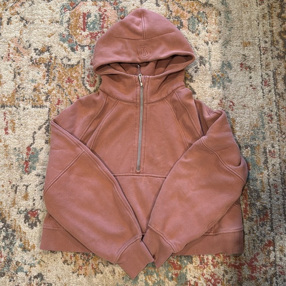 lululemon athletica Tops - Lululemon Crop Scuba - Rose